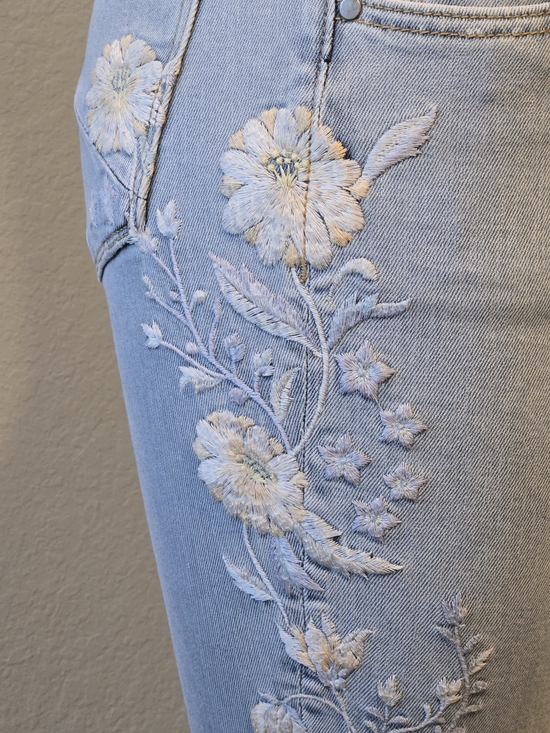 DRIFTWOOD Light Blue Floral Embroidered Women's Jeans - Picture 4 of 5